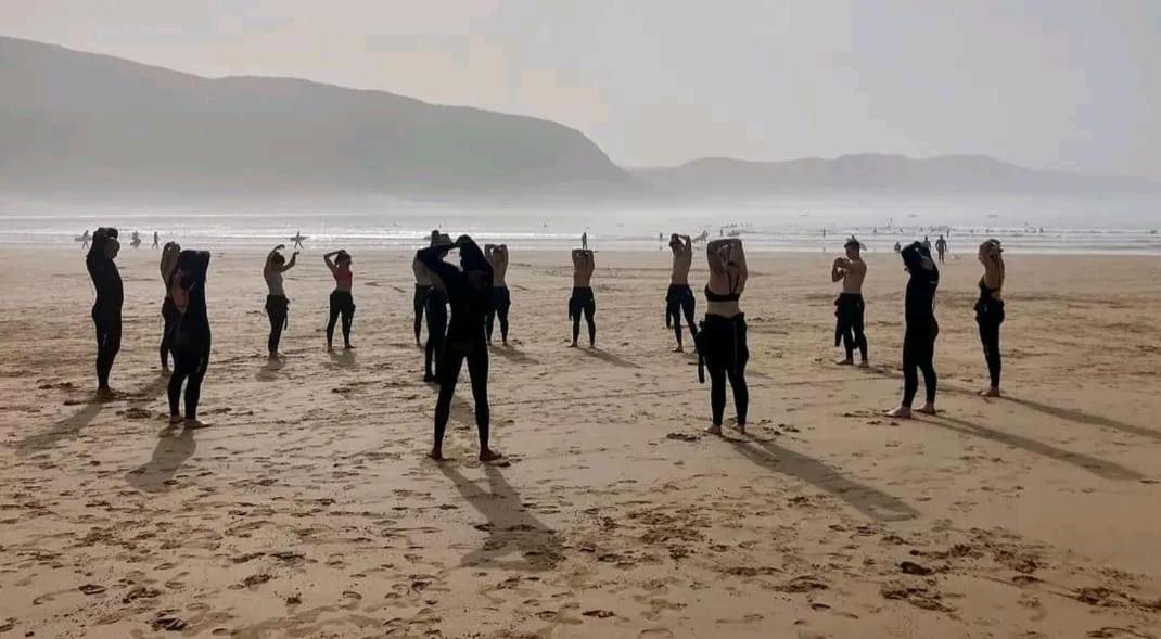 Idriss Tamraght Surfhostel Taghazout Bagian luar foto