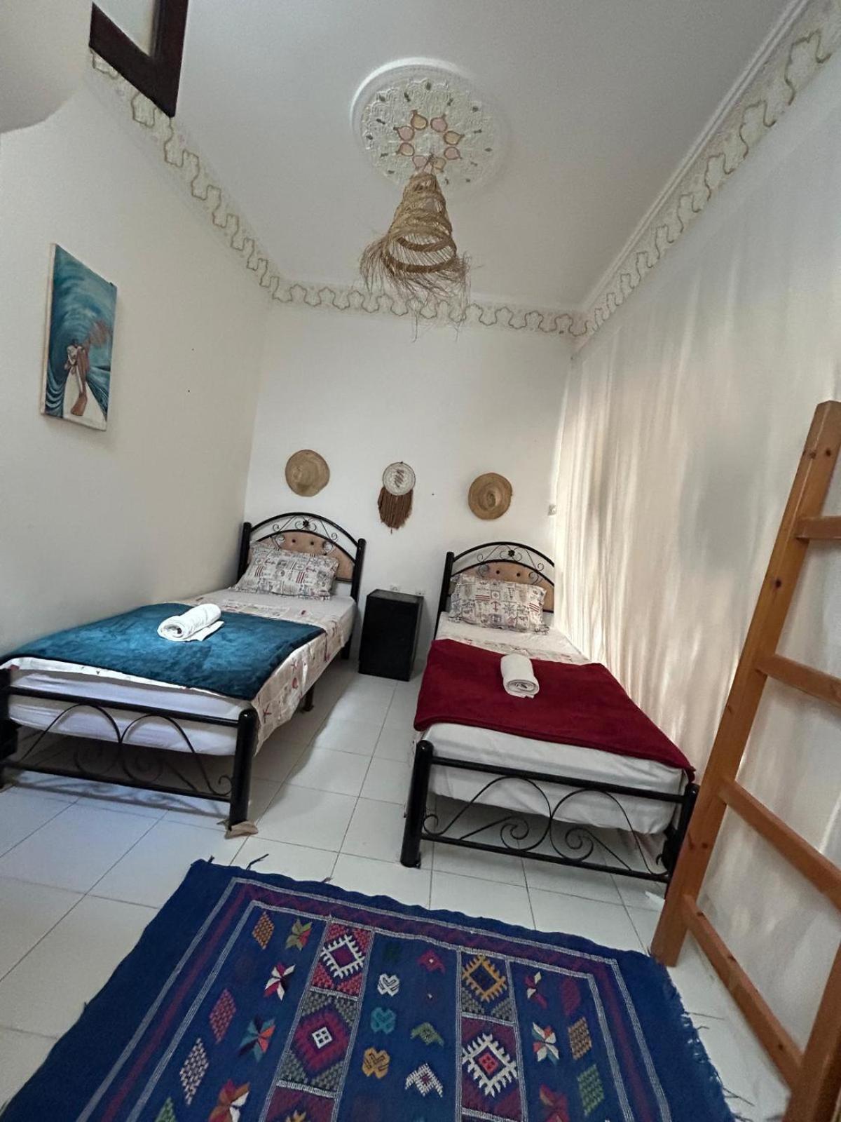Idriss Tamraght Surfhostel Taghazout Bagian luar foto